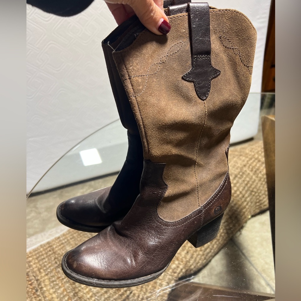 BORN leather boots , size 8 1/2